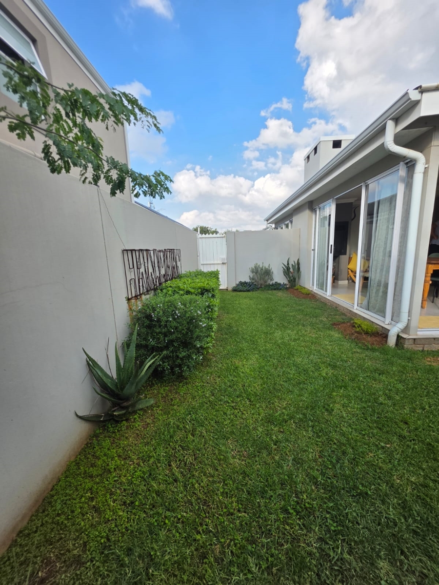 2 Bedroom Property for Sale in Erasmus Park Gauteng