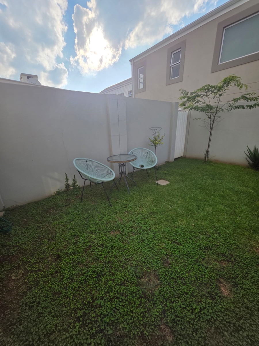 2 Bedroom Property for Sale in Erasmus Park Gauteng