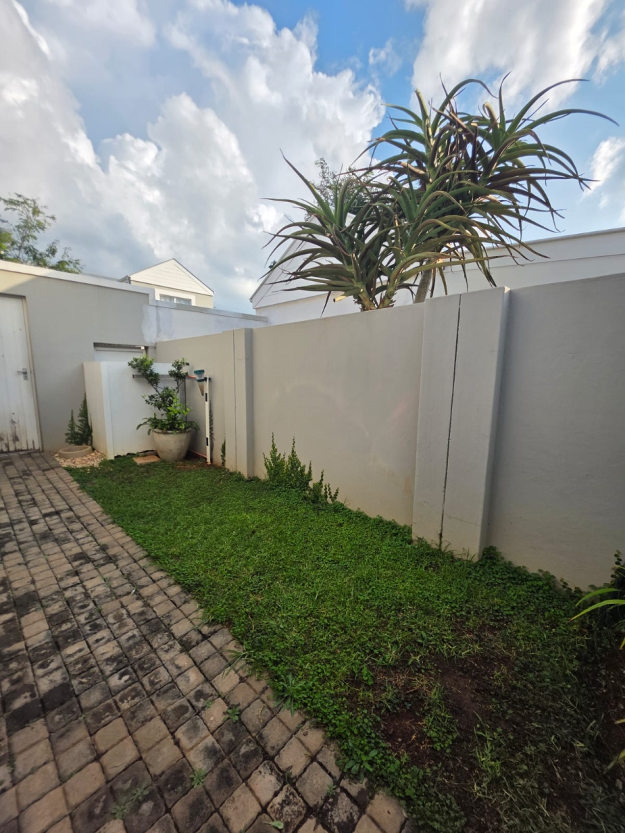 2 Bedroom Property for Sale in Erasmus Park Gauteng