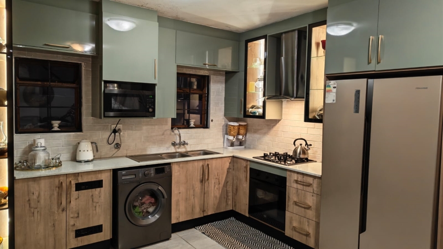 2 Bedroom Property for Sale in Riviera Gauteng