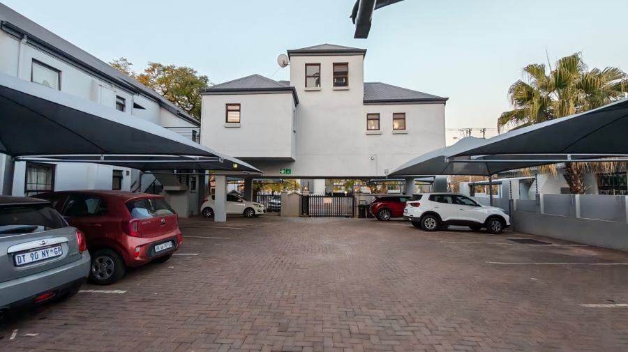 2 Bedroom Property for Sale in Riviera Gauteng