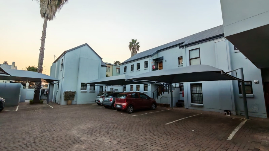 2 Bedroom Property for Sale in Riviera Gauteng