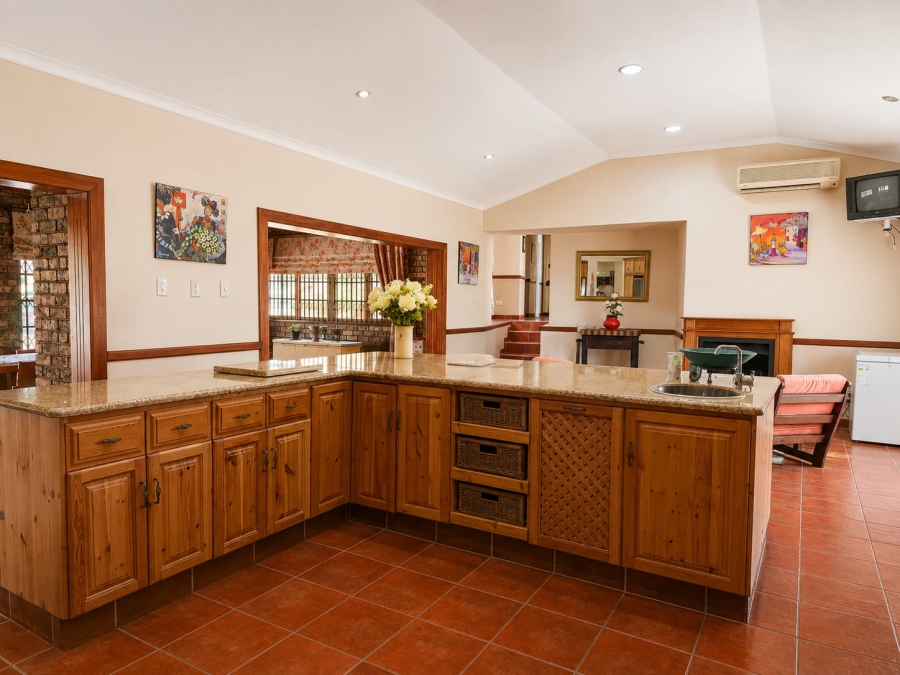 5 Bedroom Property for Sale in Ninapark Gauteng