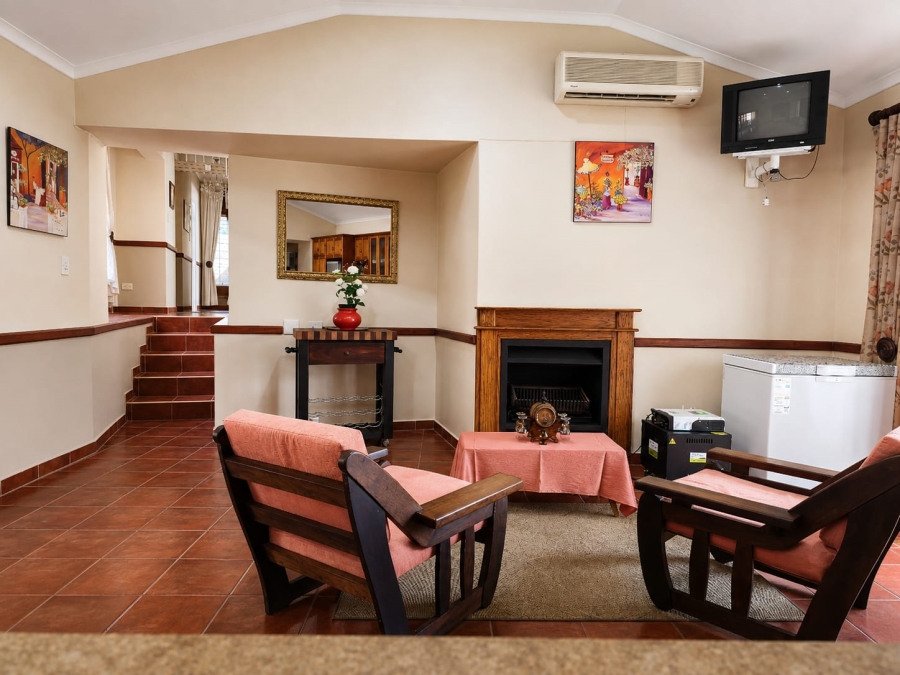 5 Bedroom Property for Sale in Ninapark Gauteng