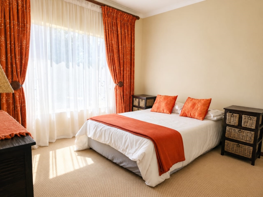 5 Bedroom Property for Sale in Ninapark Gauteng