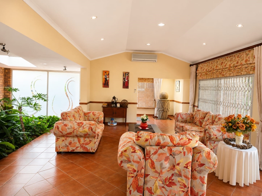 5 Bedroom Property for Sale in Ninapark Gauteng