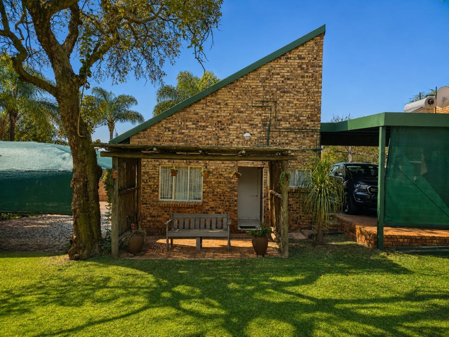 5 Bedroom Property for Sale in Ninapark Gauteng