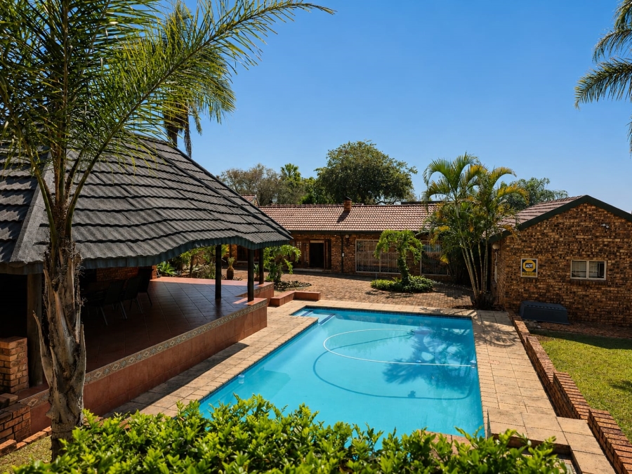 5 Bedroom Property for Sale in Ninapark Gauteng
