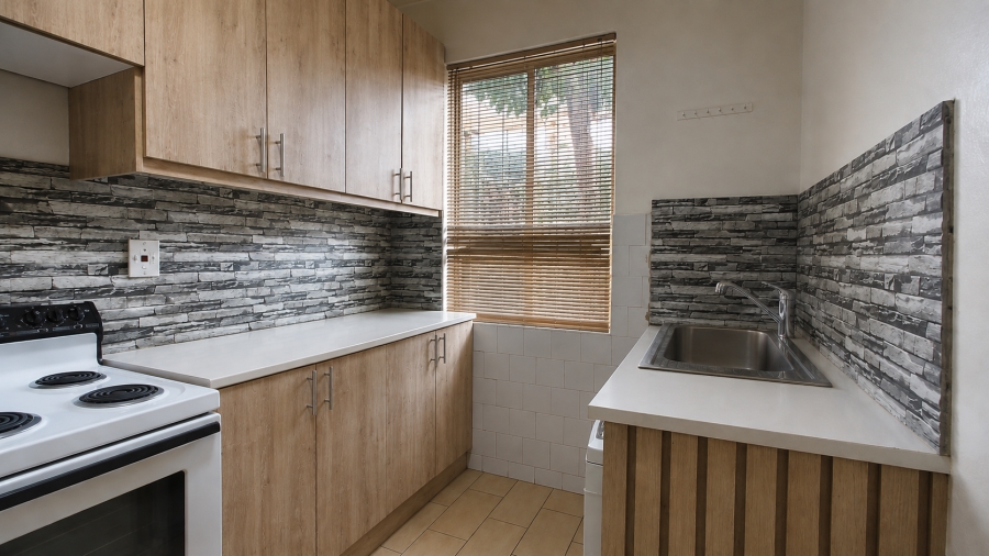 2 Bedroom Property for Sale in Eldoraigne Gauteng