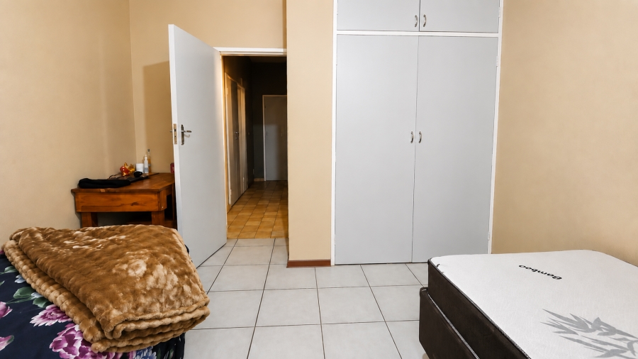 2 Bedroom Property for Sale in Eldoraigne Gauteng