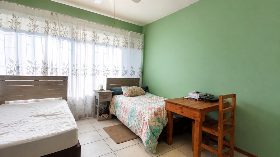2 Bedroom Property for Sale in Eldoraigne Gauteng