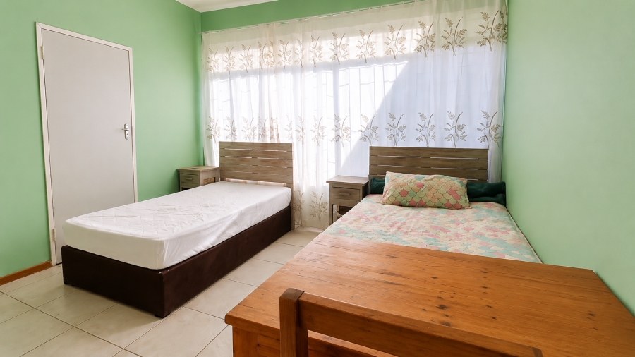 2 Bedroom Property for Sale in Eldoraigne Gauteng