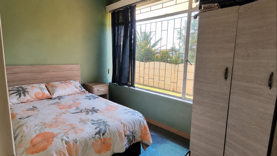 2 Bedroom Property for Sale in Eldoraigne Gauteng