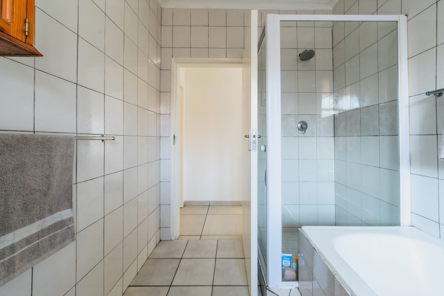 2 Bedroom Property for Sale in Florida Gauteng