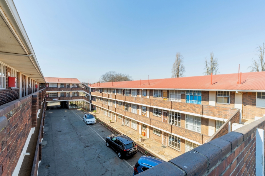 2 Bedroom Property for Sale in Florida Gauteng