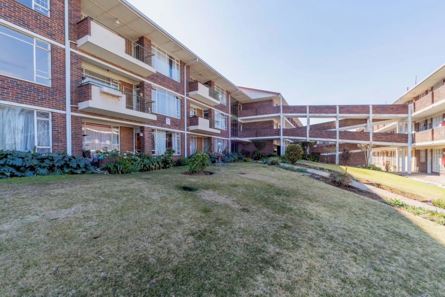 2 Bedroom Property for Sale in Florida Gauteng