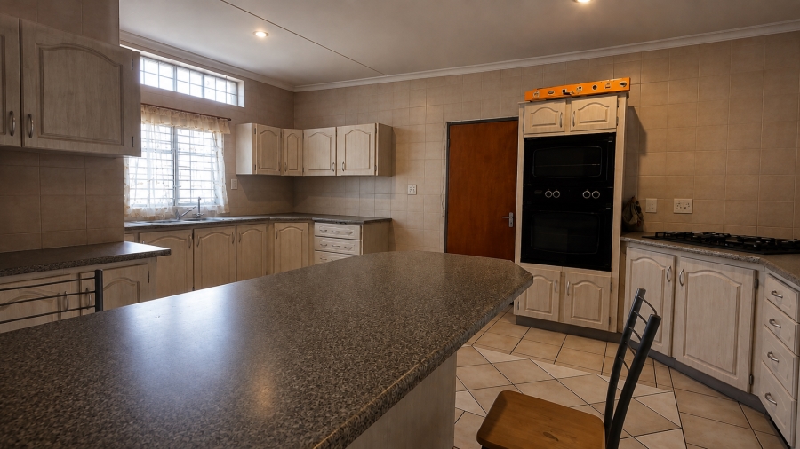 To Let 6 Bedroom Property for Rent in Wierda Park Gauteng