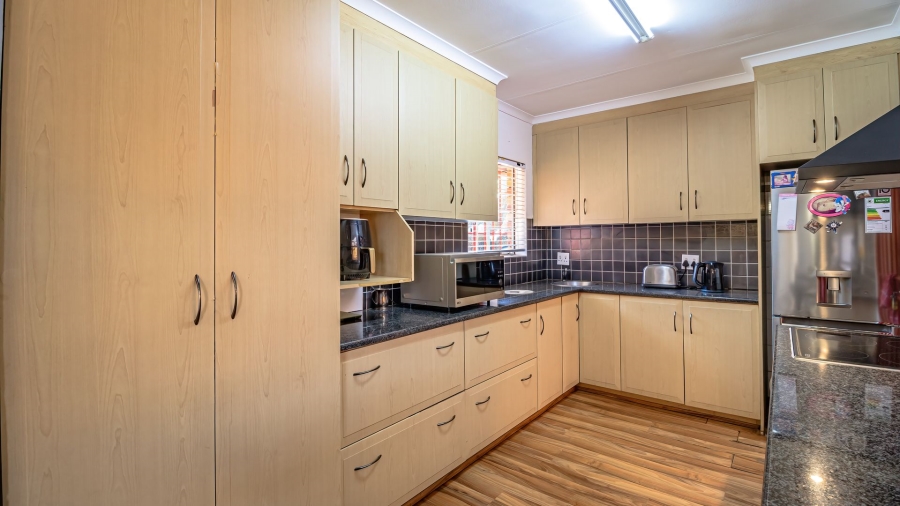 3 Bedroom Property for Sale in Paulshof Gauteng