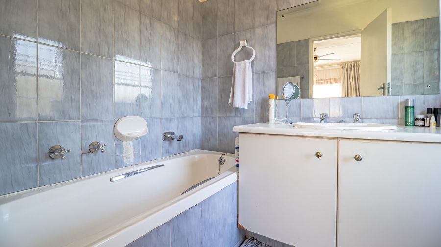 3 Bedroom Property for Sale in Paulshof Gauteng