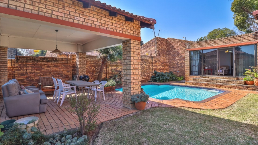 3 Bedroom Property for Sale in Paulshof Gauteng