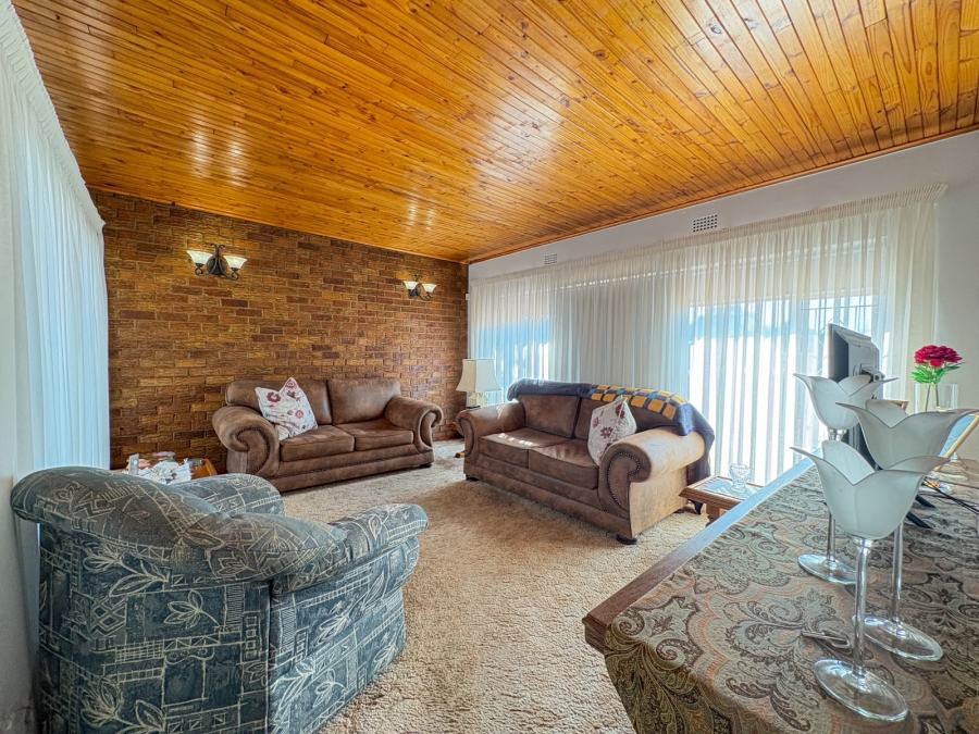3 Bedroom Property for Sale in Sunward Park Gauteng