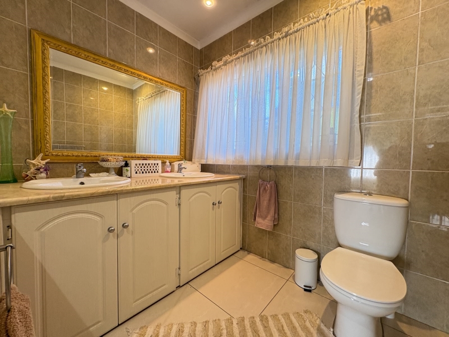 3 Bedroom Property for Sale in Sunward Park Gauteng