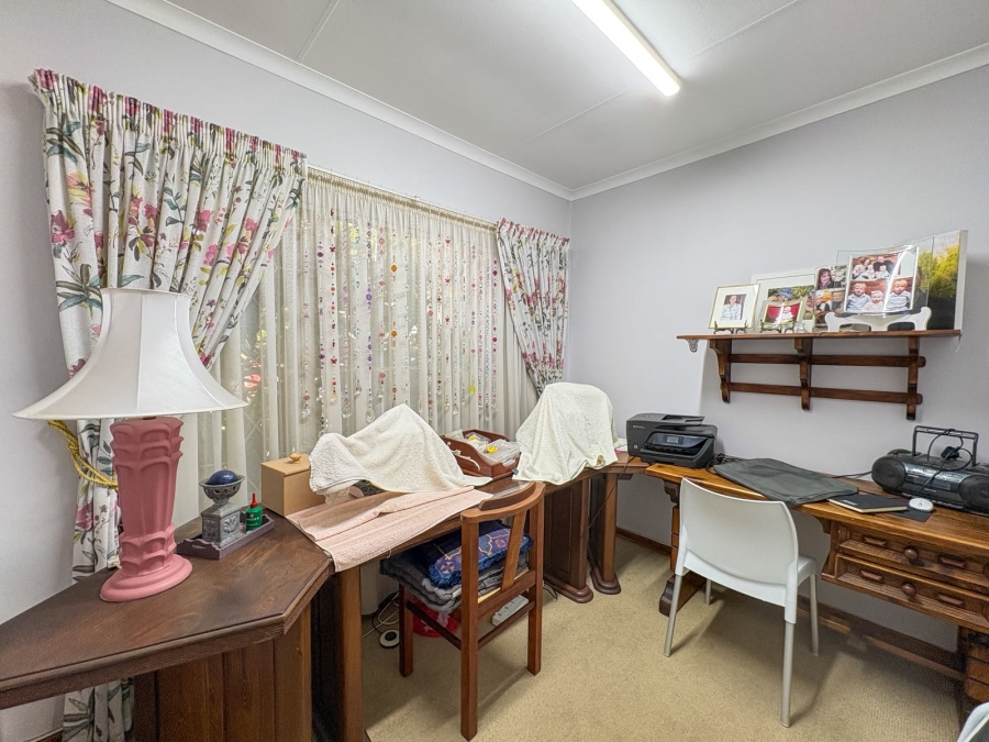 3 Bedroom Property for Sale in Sunward Park Gauteng