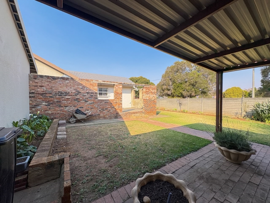 3 Bedroom Property for Sale in Sunward Park Gauteng
