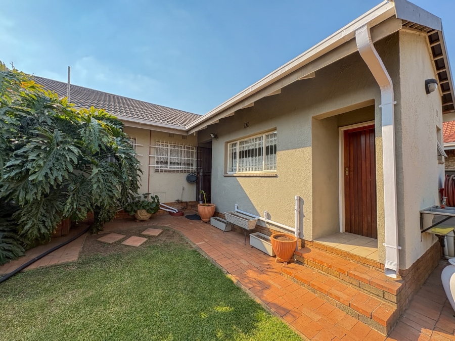 3 Bedroom Property for Sale in Sunward Park Gauteng