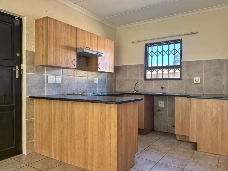 2 Bedroom Property for Sale in Franklin Roosevelt Park Gauteng