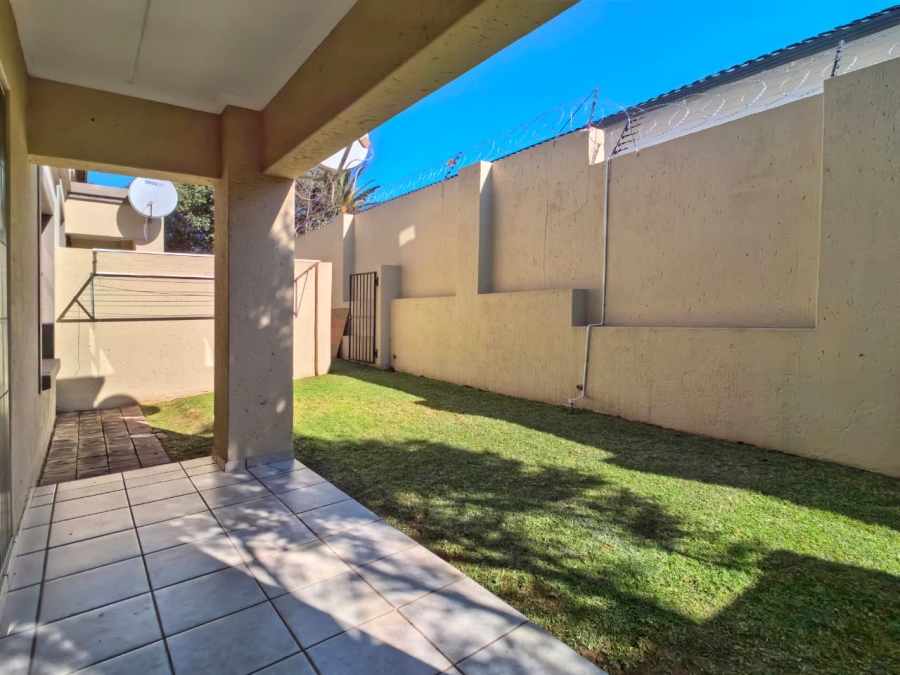 2 Bedroom Property for Sale in Franklin Roosevelt Park Gauteng