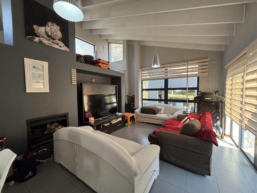To Let 3 Bedroom Property for Rent in Jackal Creek Golf Estate Gauteng