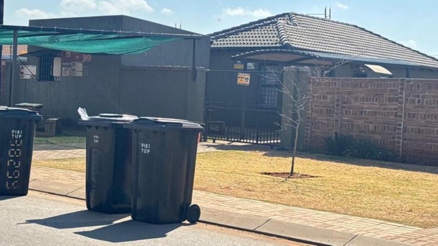 2 Bedroom Property for Sale in Protea Glen Gauteng
