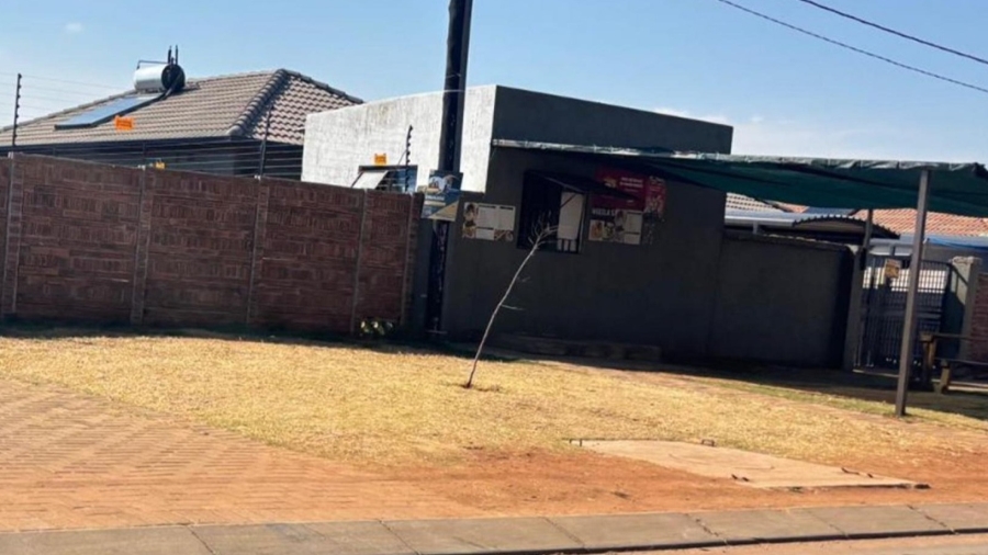 2 Bedroom Property for Sale in Protea Glen Gauteng