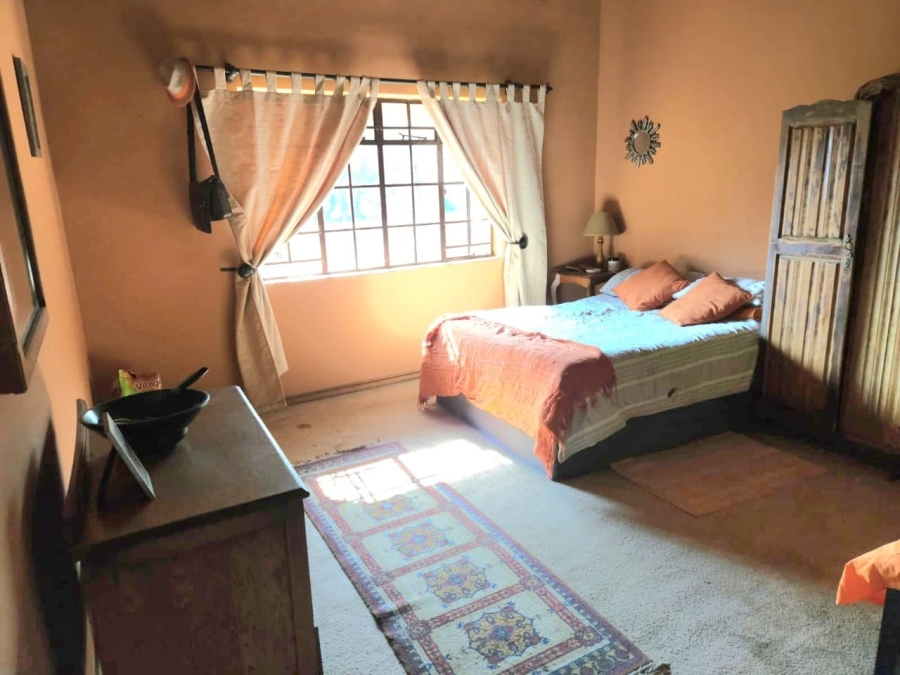 5 Bedroom Property for Sale in Laezonia Gauteng