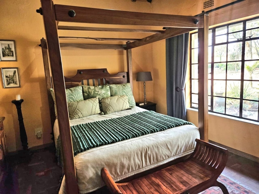 5 Bedroom Property for Sale in Laezonia Gauteng