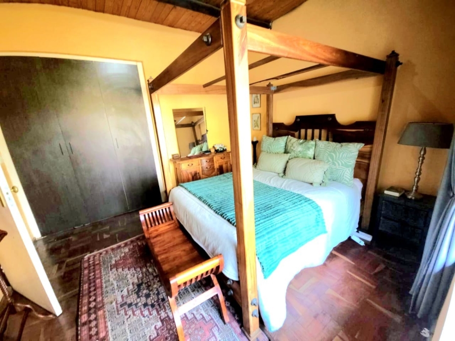 5 Bedroom Property for Sale in Laezonia Gauteng