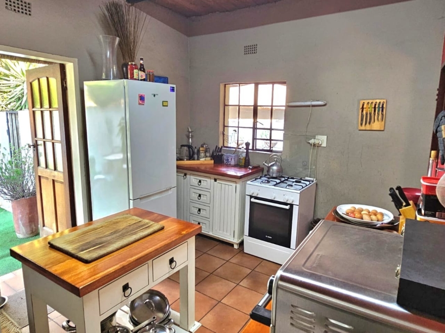 5 Bedroom Property for Sale in Laezonia Gauteng