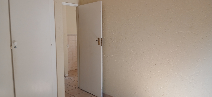 1 Bedroom Property for Sale in Hatfield Gauteng