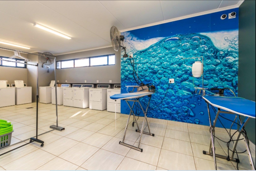 1 Bedroom Property for Sale in Waterfall Gauteng