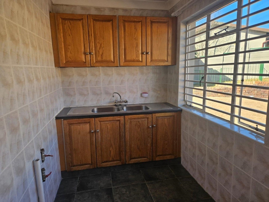 To Let 3 Bedroom Property for Rent in Wentworth Park Gauteng
