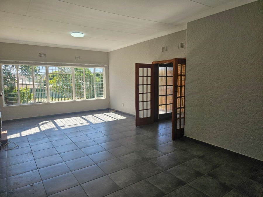 To Let 3 Bedroom Property for Rent in Wentworth Park Gauteng