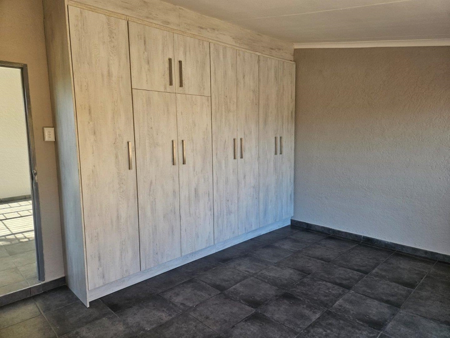 To Let 3 Bedroom Property for Rent in Wentworth Park Gauteng