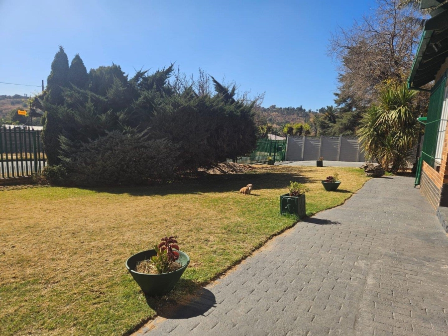 To Let 3 Bedroom Property for Rent in Wentworth Park Gauteng