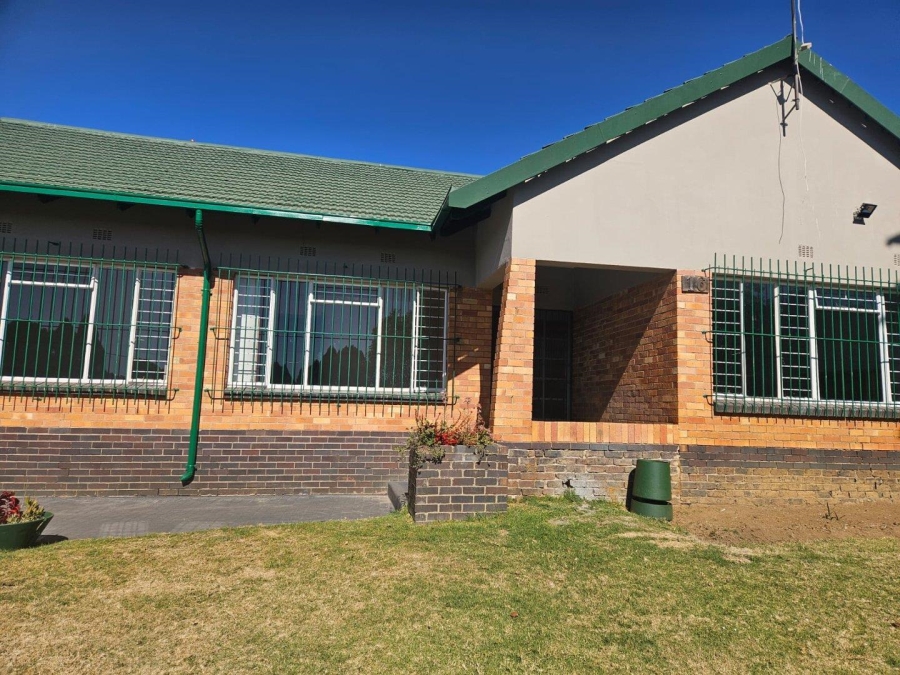 To Let 3 Bedroom Property for Rent in Wentworth Park Gauteng