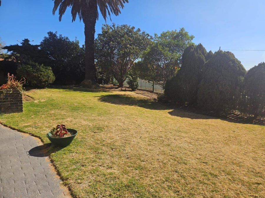 To Let 3 Bedroom Property for Rent in Wentworth Park Gauteng