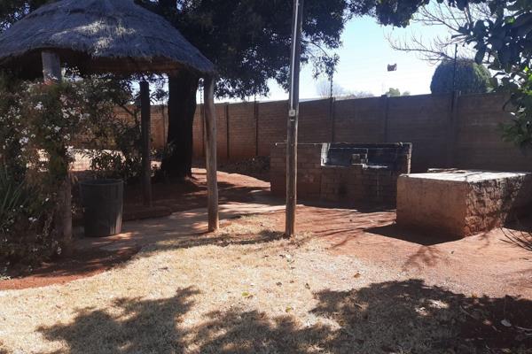2 Bedroom Property for Sale in Rhodesfield Gauteng