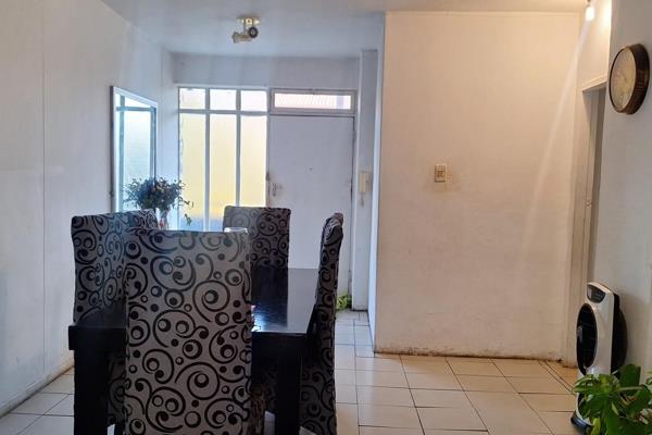 2 Bedroom Property for Sale in Rhodesfield Gauteng