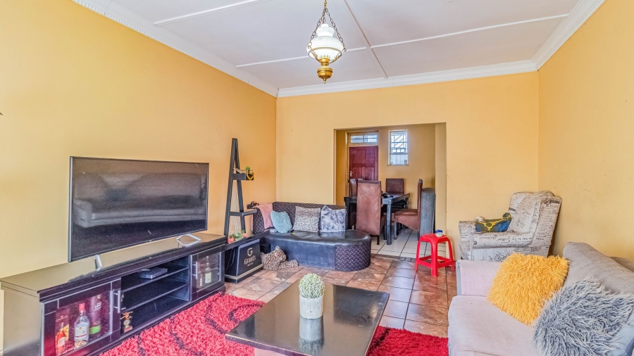 1 Bedroom Property for Sale in Lambton Gauteng