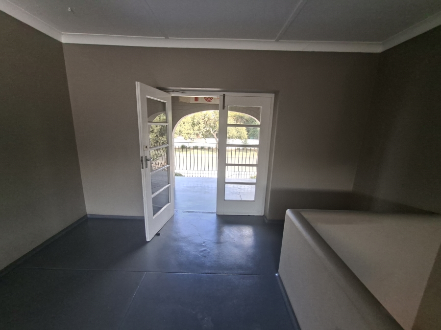 1 Bedroom Property for Sale in Lambton Gauteng